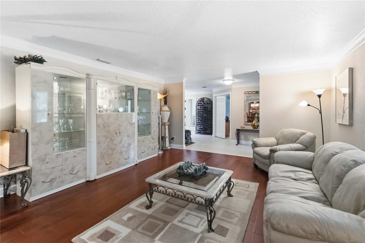 5333 GREENSIDE COURT — photo 11 of 84