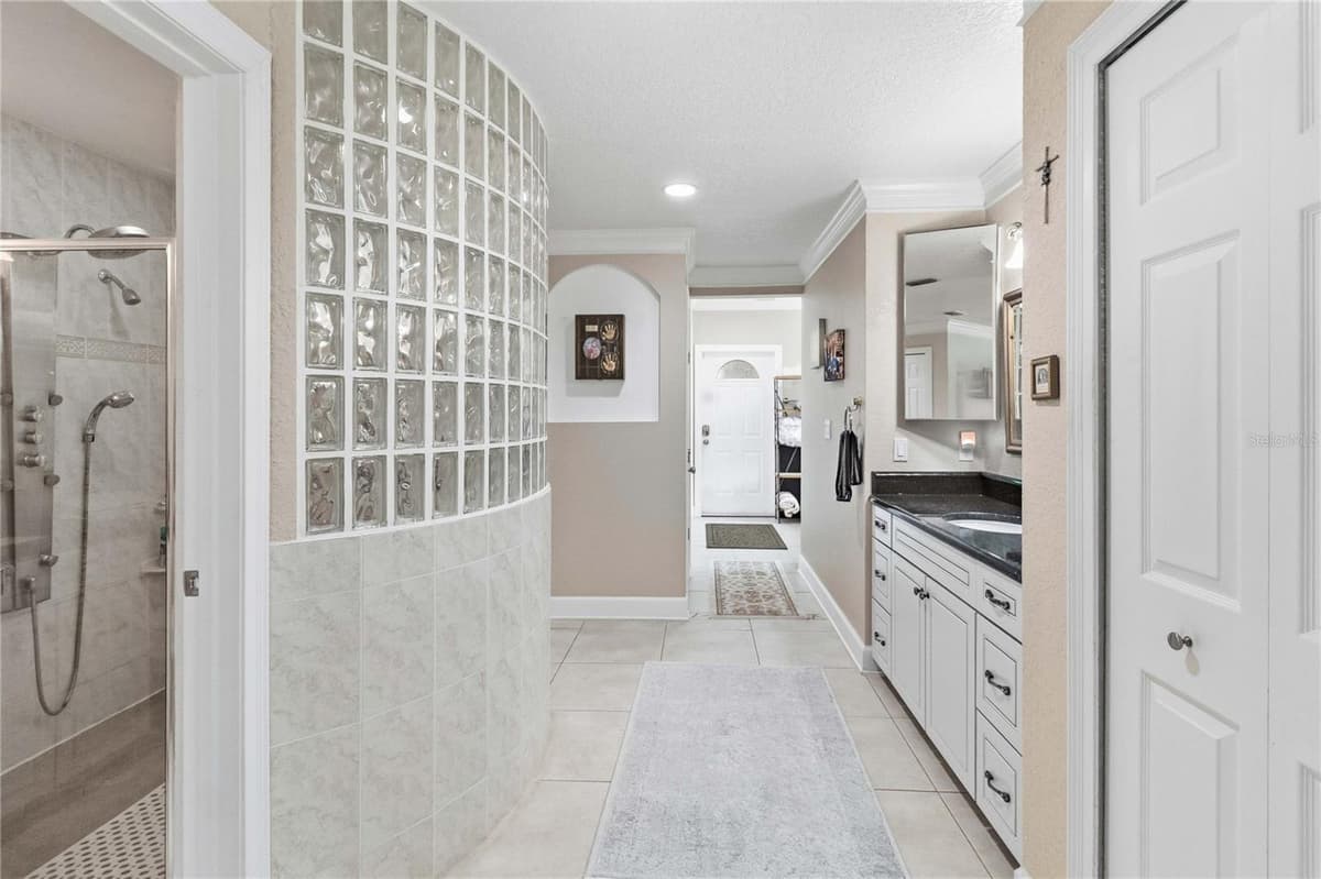 5333 GREENSIDE COURT — photo 23 of 84