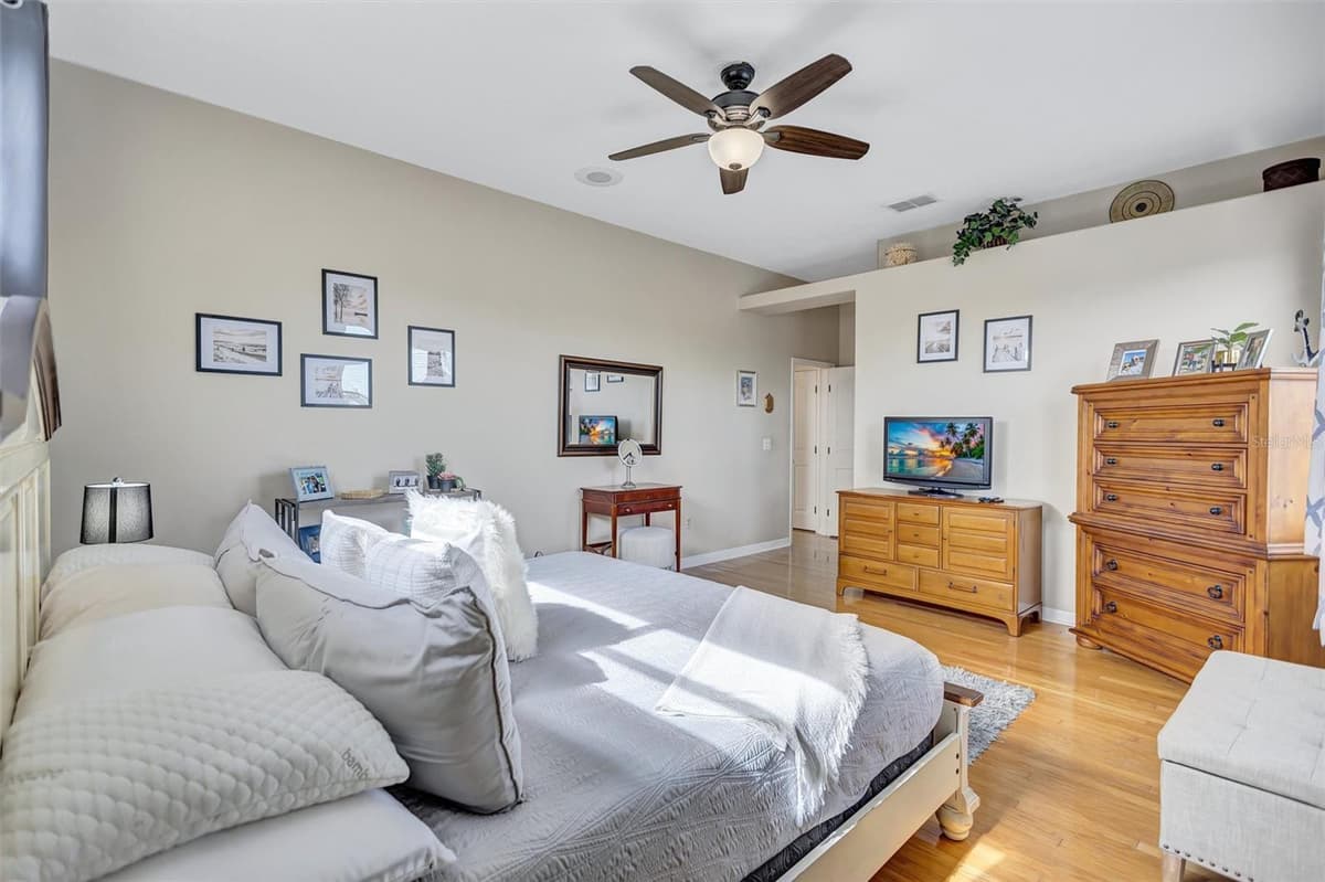 760 SOUNDVIEW DRIVE — photo 41 of 85