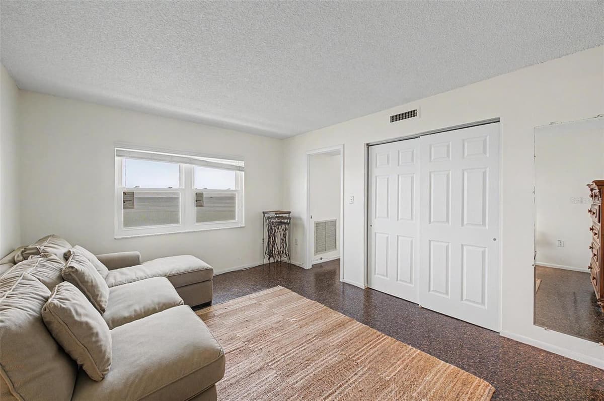 9 HAIG PLACE — photo 13 of 61