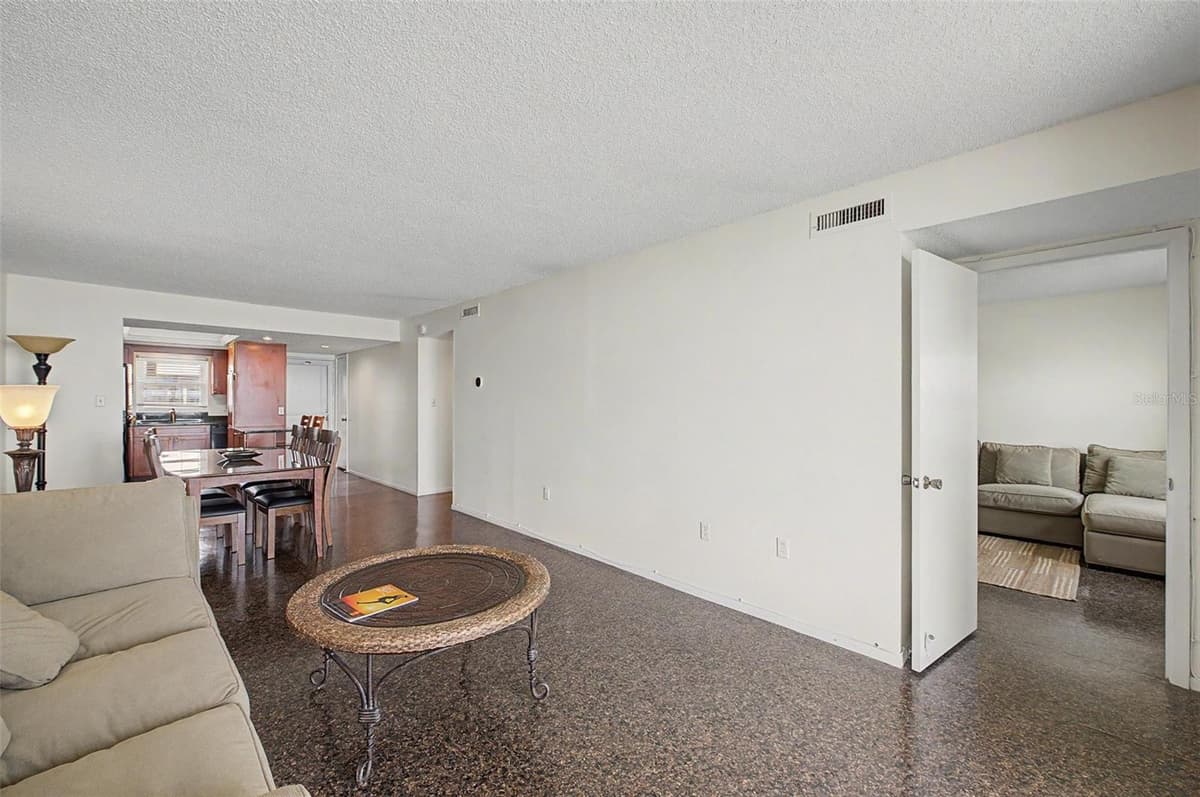 9 HAIG PLACE — photo 11 of 61