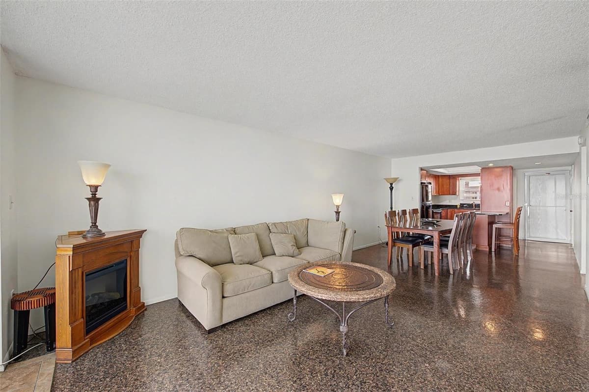 9 HAIG PLACE — photo 7 of 61