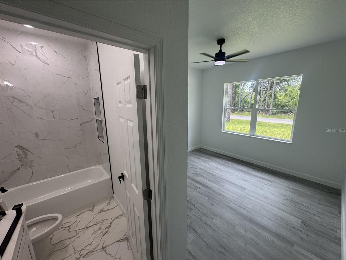 7624 ANCHA STREET — photo 13 of 18