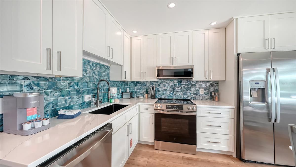 1603 GULF DRIVE — photo 11 of 30