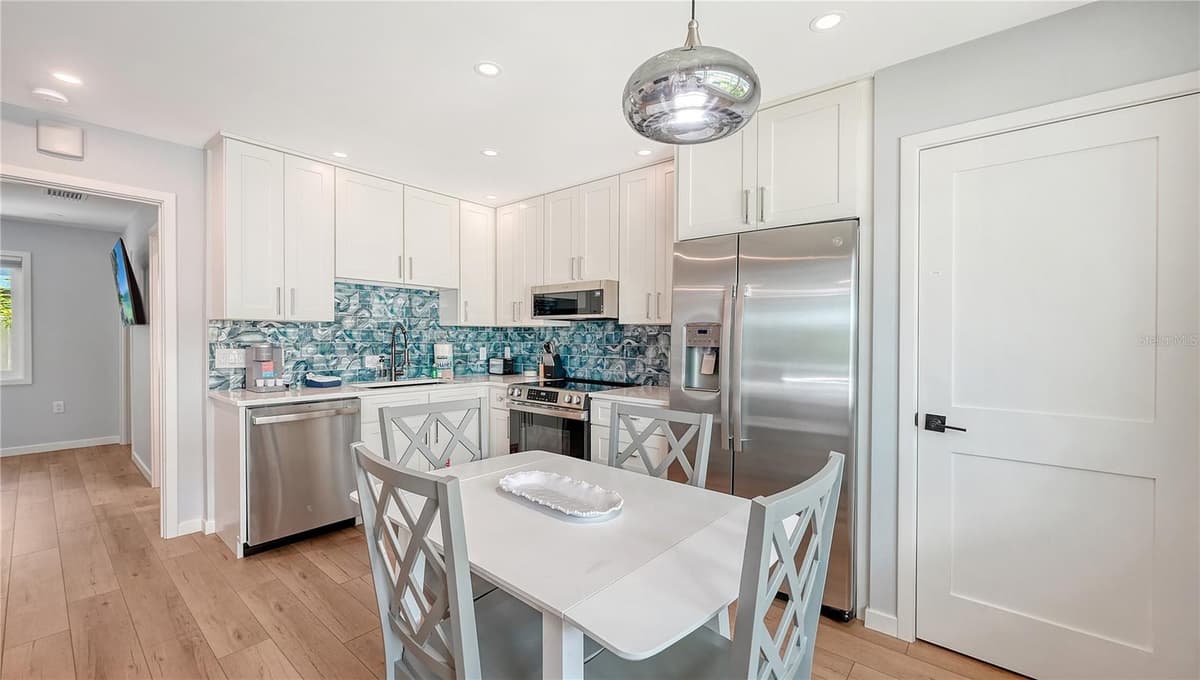 1603 GULF DRIVE — photo 8 of 30