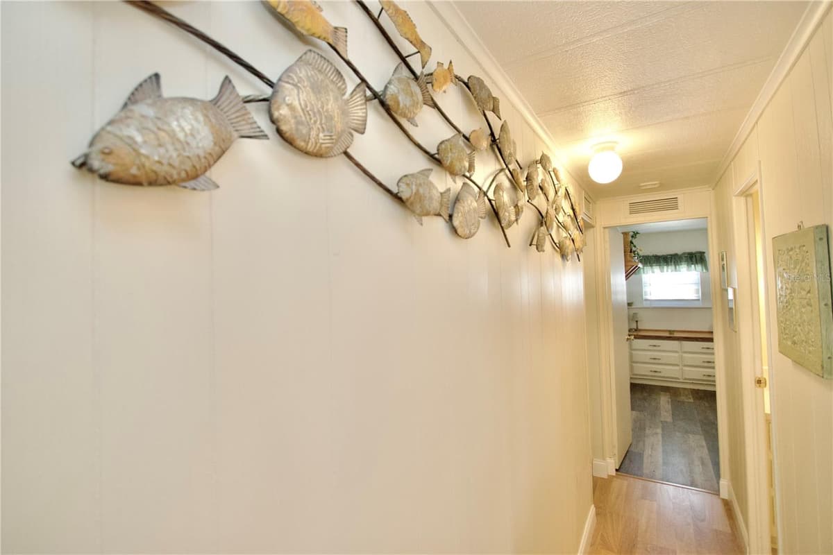 2123 OAHU DRIVE — photo 9 of 20