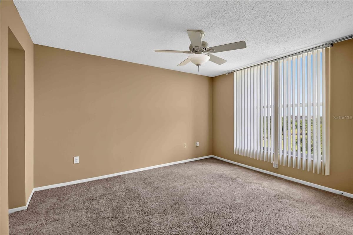 4550 PINEBROOK CIRCLE — photo 19 of 30
