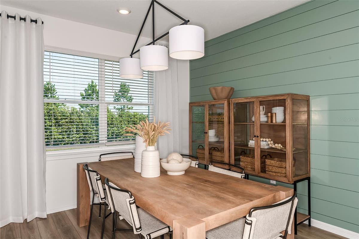 14842 SUNBEAM STREET — photo 10 of 32