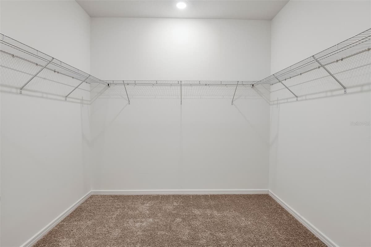 14842 SUNBEAM STREET — photo 13 of 32
