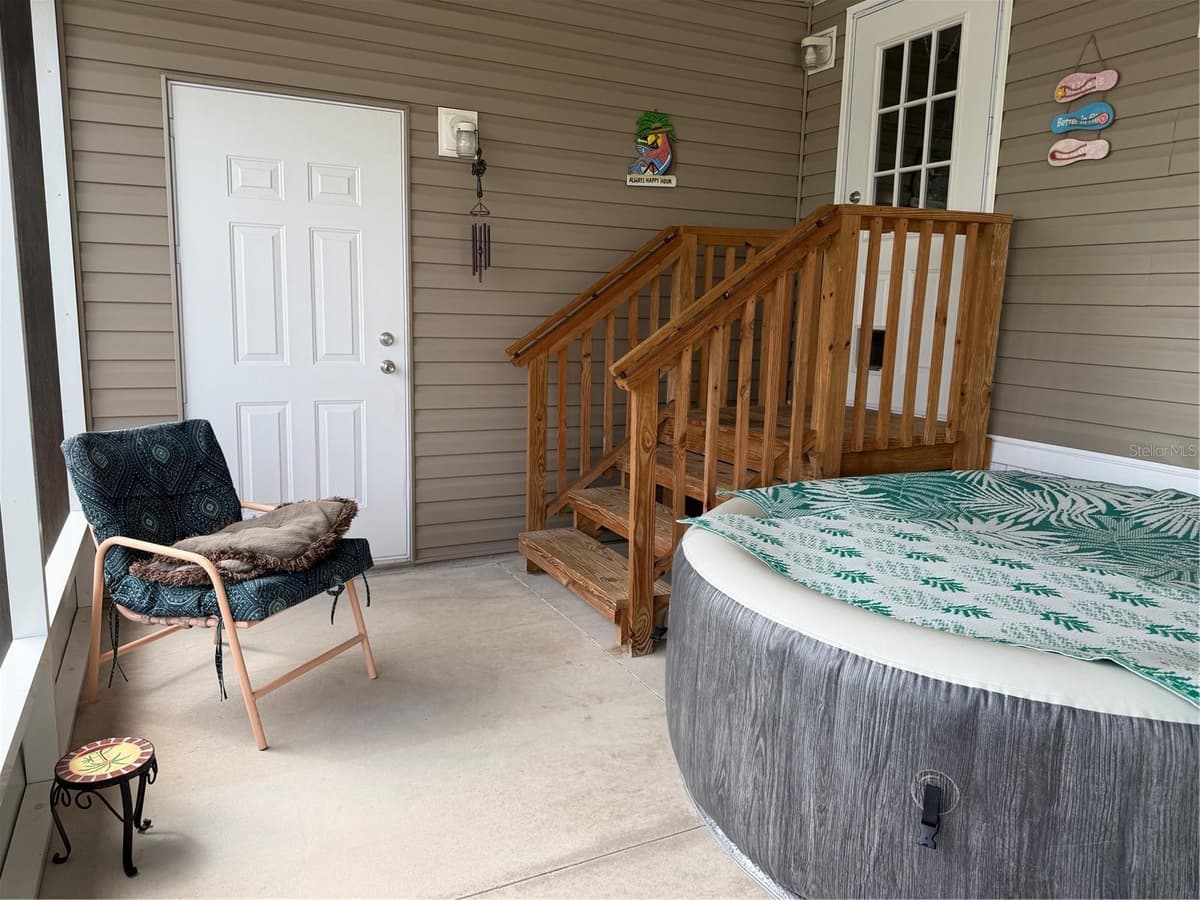 9209 FONTAINE DRIVE — photo 3 of 19
