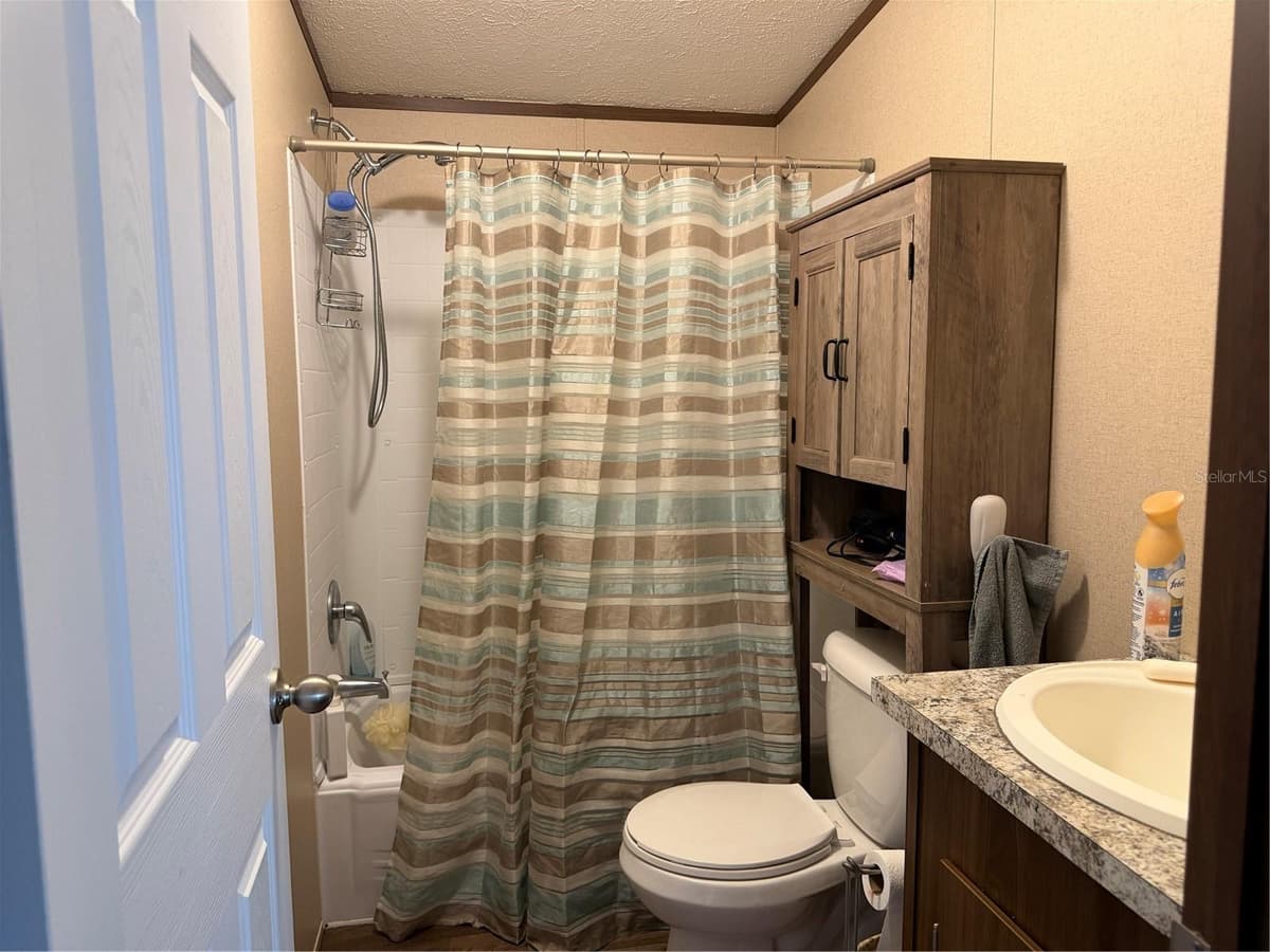 9209 FONTAINE DRIVE — photo 12 of 19