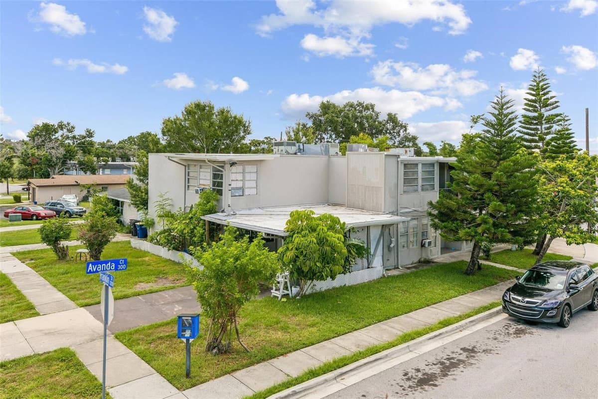 1267 FRANKLIN STREET — photo 1 of 30