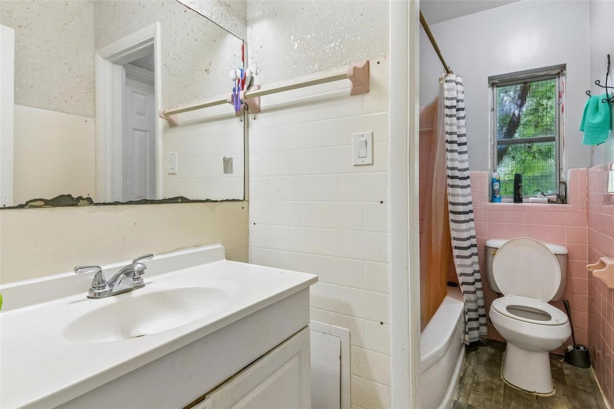 1267 FRANKLIN STREET — photo 24 of 30