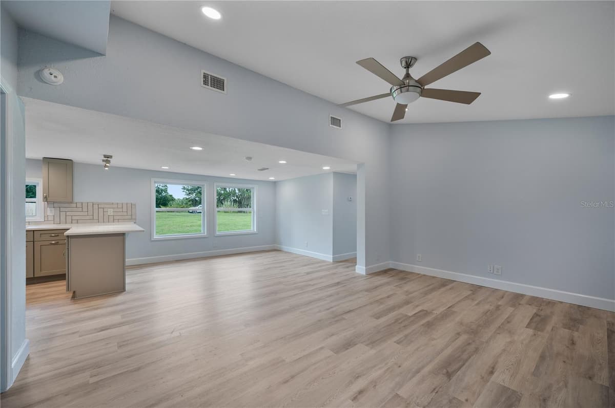 5418 COOPER LANE — photo 9 of 44