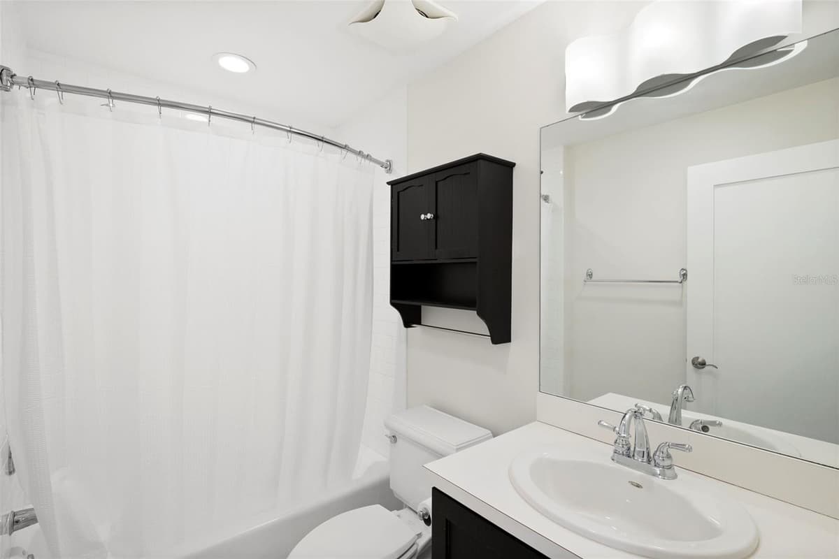 826 EDISON AVENUE — photo 60 of 75