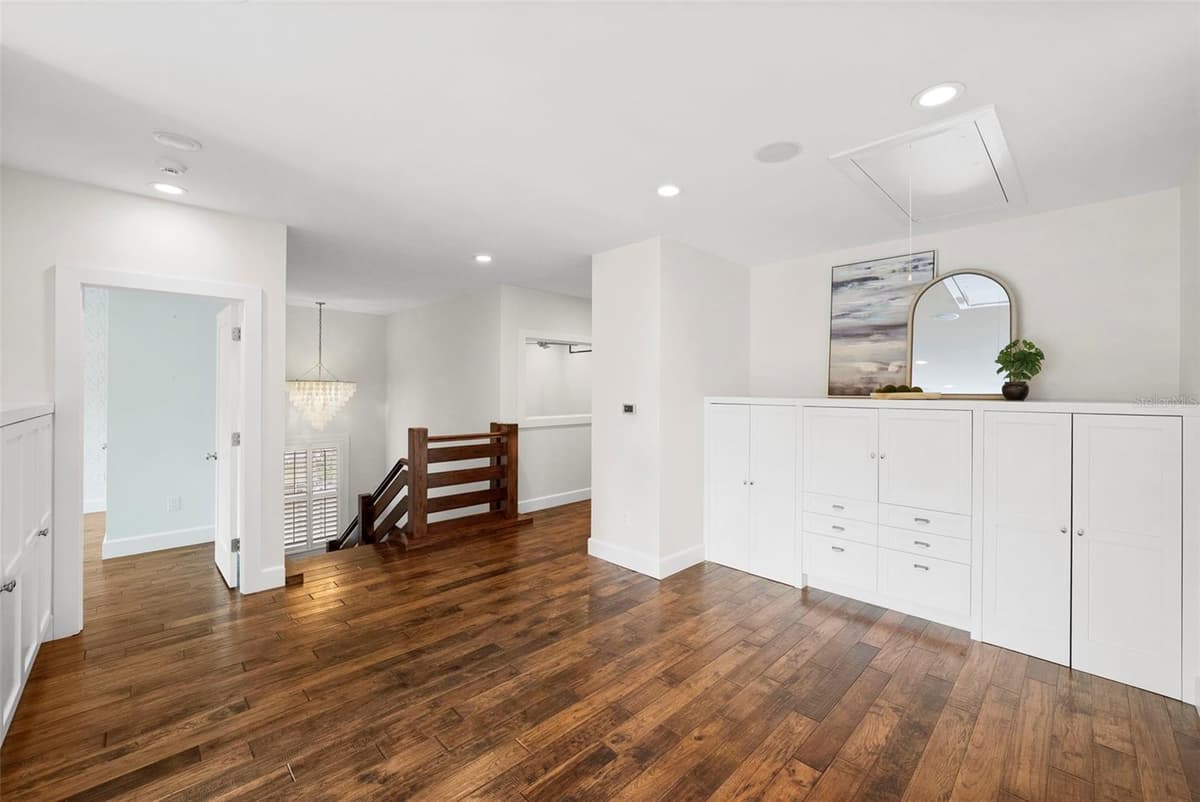 826 EDISON AVENUE — photo 45 of 75