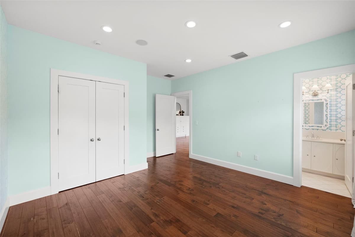 826 EDISON AVENUE — photo 50 of 75