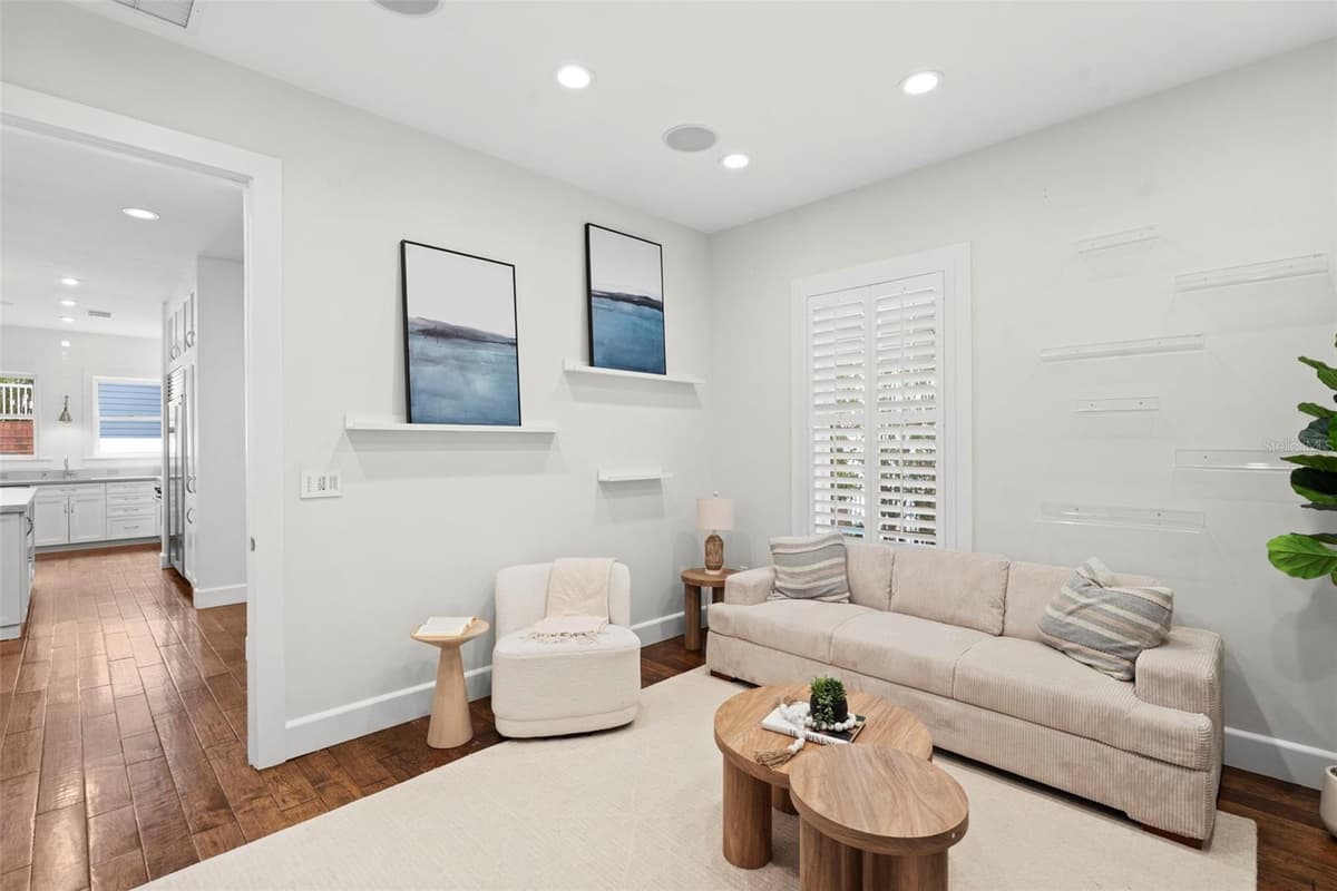 826 EDISON AVENUE — photo 33 of 75
