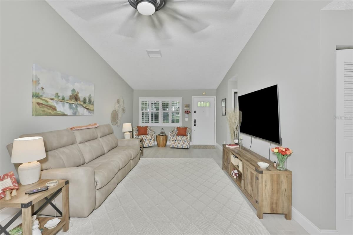 2186 MARSHALL DRIVE — photo 9 of 48