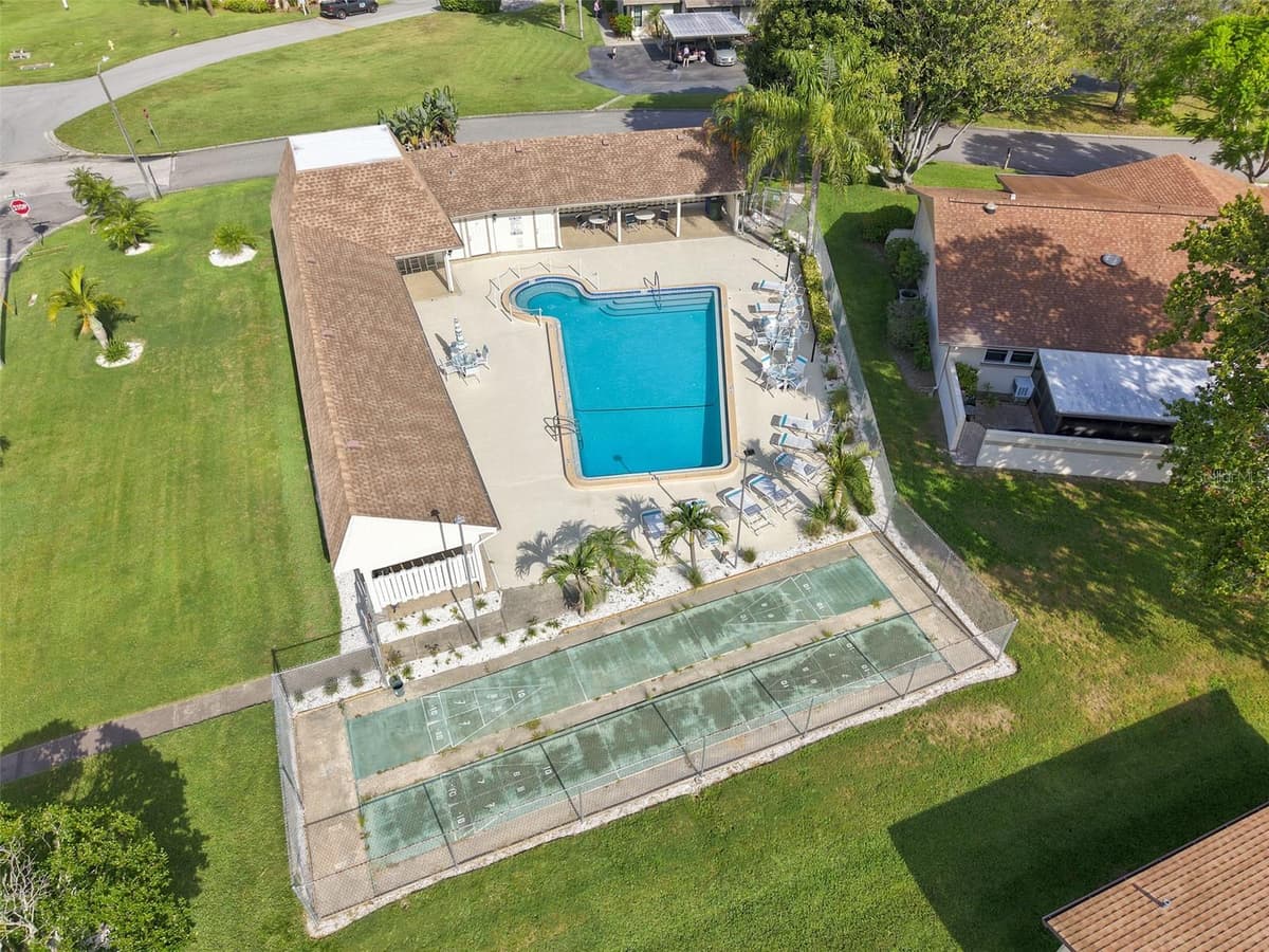 2186 MARSHALL DRIVE — photo 47 of 48
