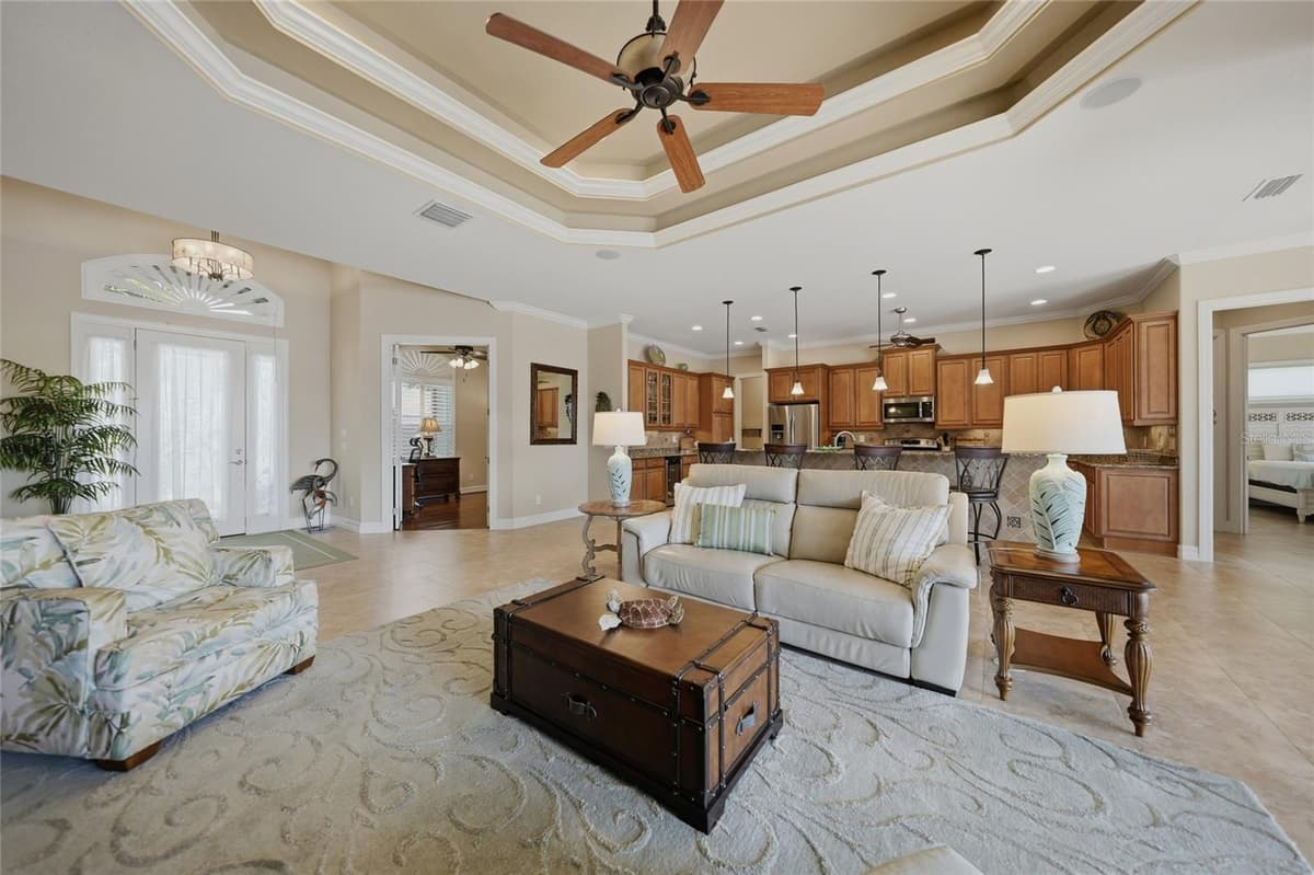 3293 TRIPOLI BOULEVARD — photo 8 of 61