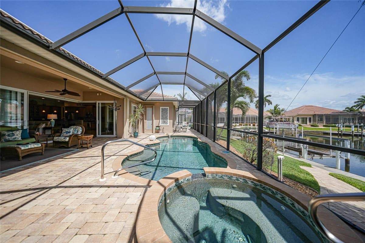 3293 TRIPOLI BOULEVARD — photo 15 of 61