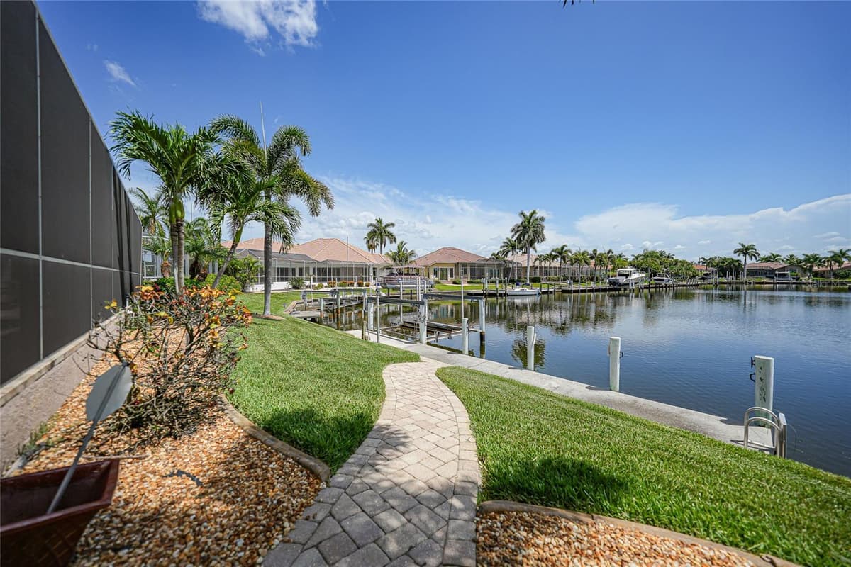 3293 TRIPOLI BOULEVARD — photo 25 of 61