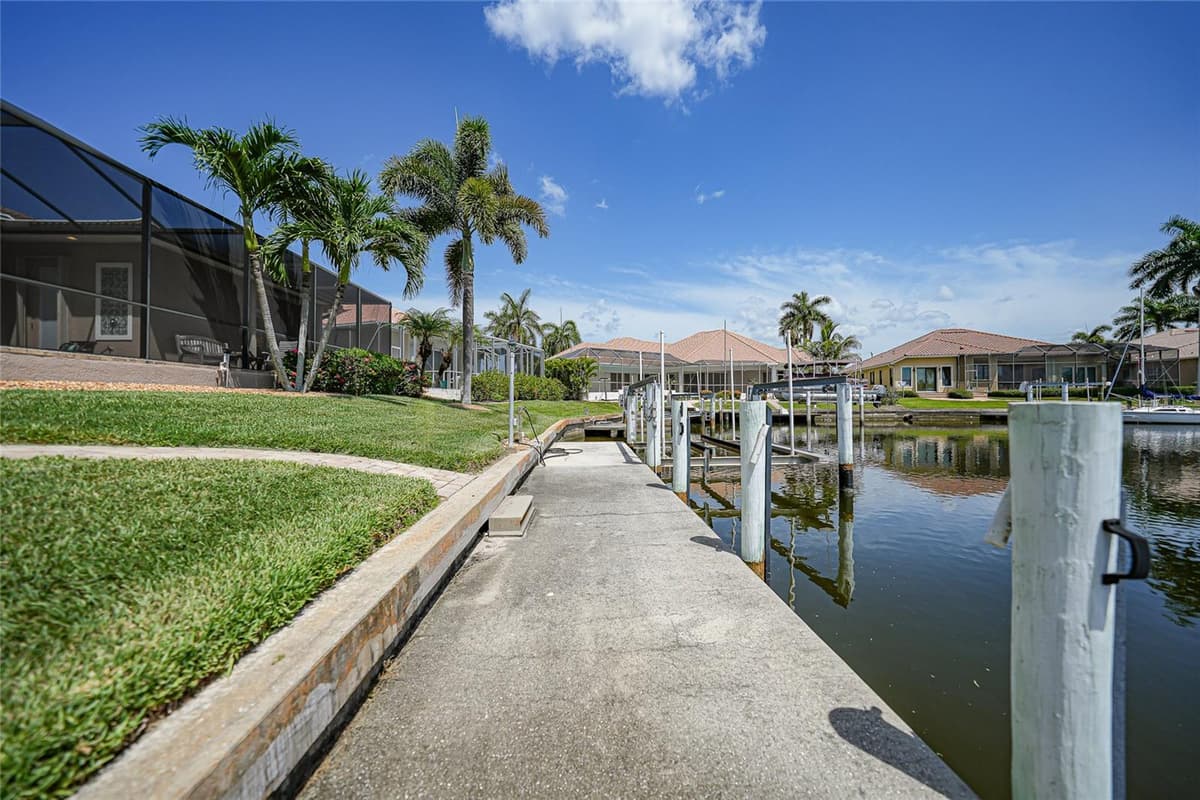 3293 TRIPOLI BOULEVARD — photo 26 of 61