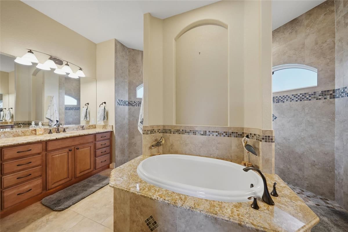 3293 TRIPOLI BOULEVARD — photo 34 of 61