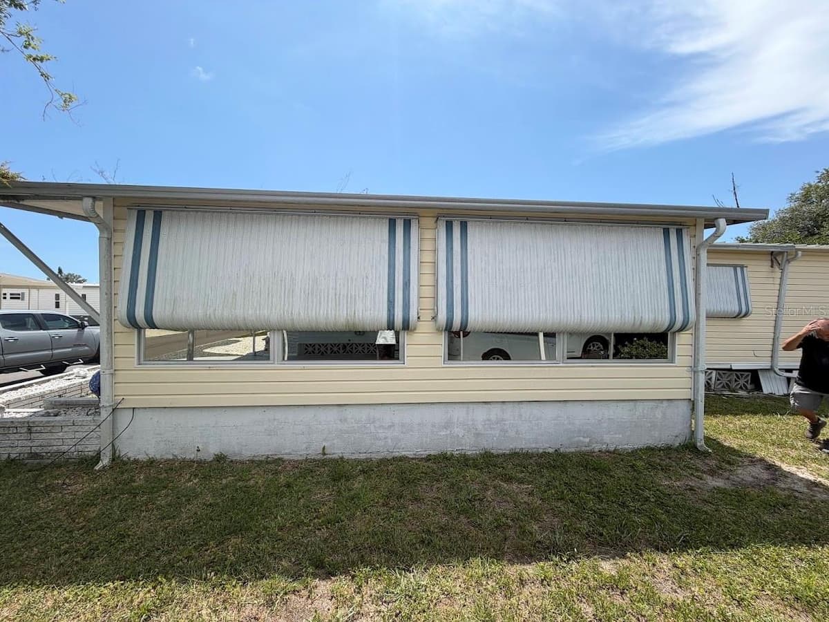 833 JOLANDA CIRCLE — photo 19 of 99