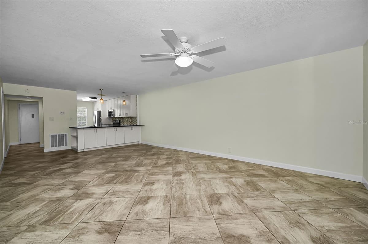 8765 BARDMOOR BOULEVARD — photo 8 of 37