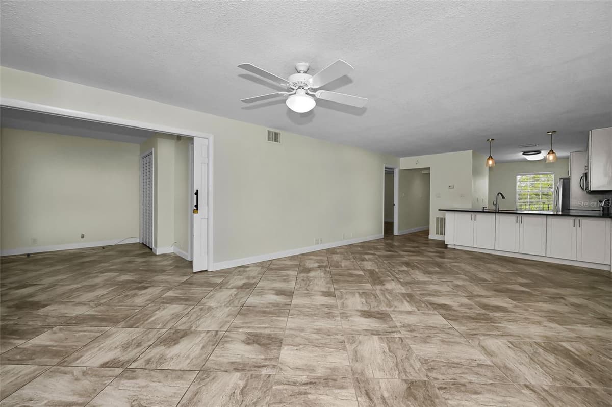 8765 BARDMOOR BOULEVARD — photo 7 of 37
