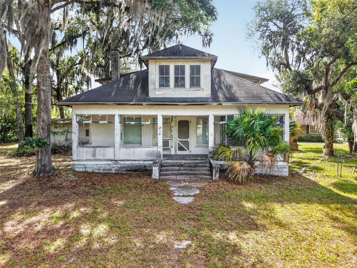 316 HIGHLAND STREET — photo 1 of 20