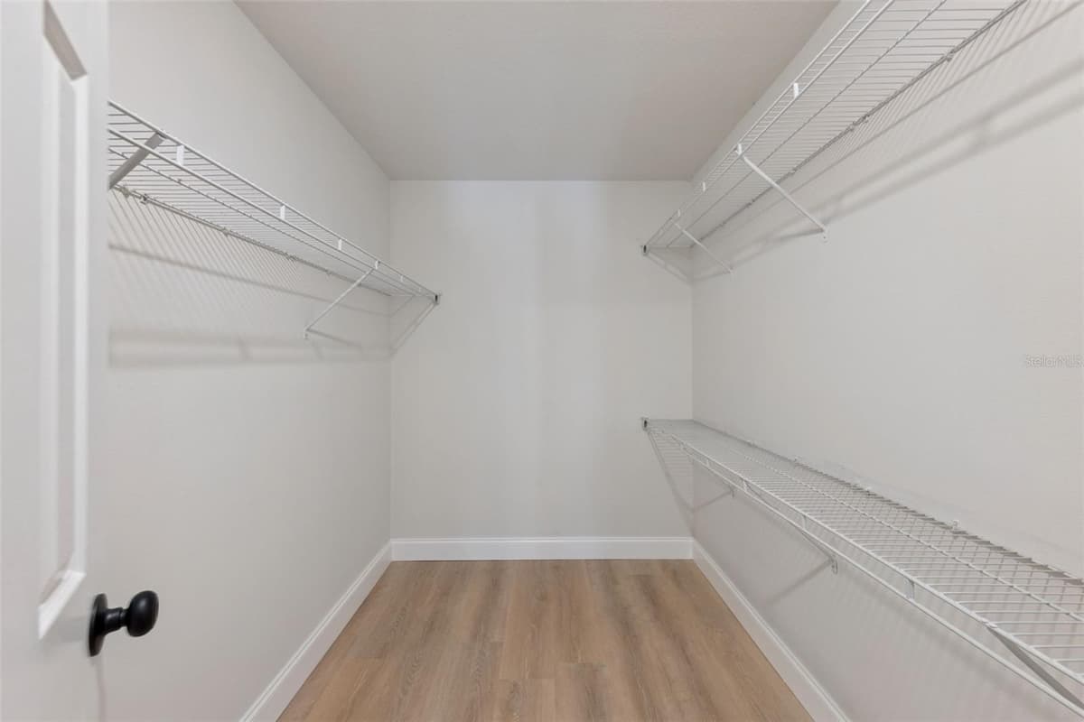 1454 KING COURT — photo 13 of 25
