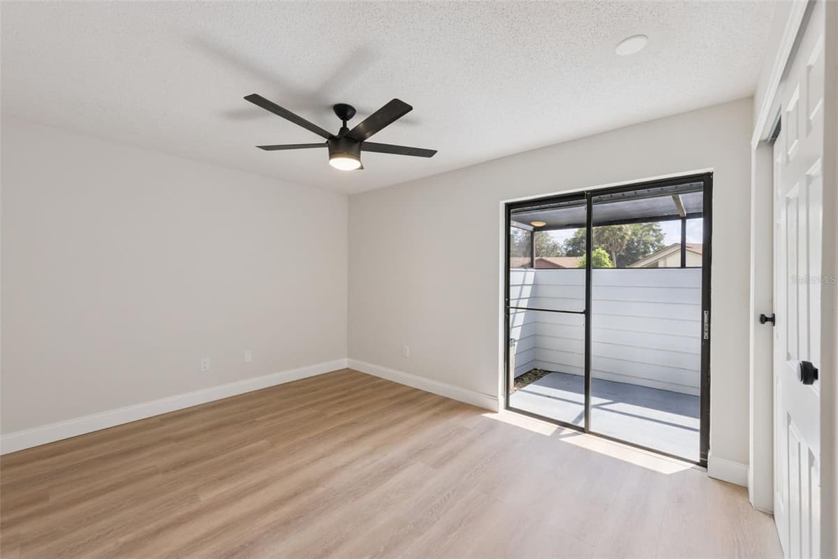 1454 KING COURT — photo 14 of 25