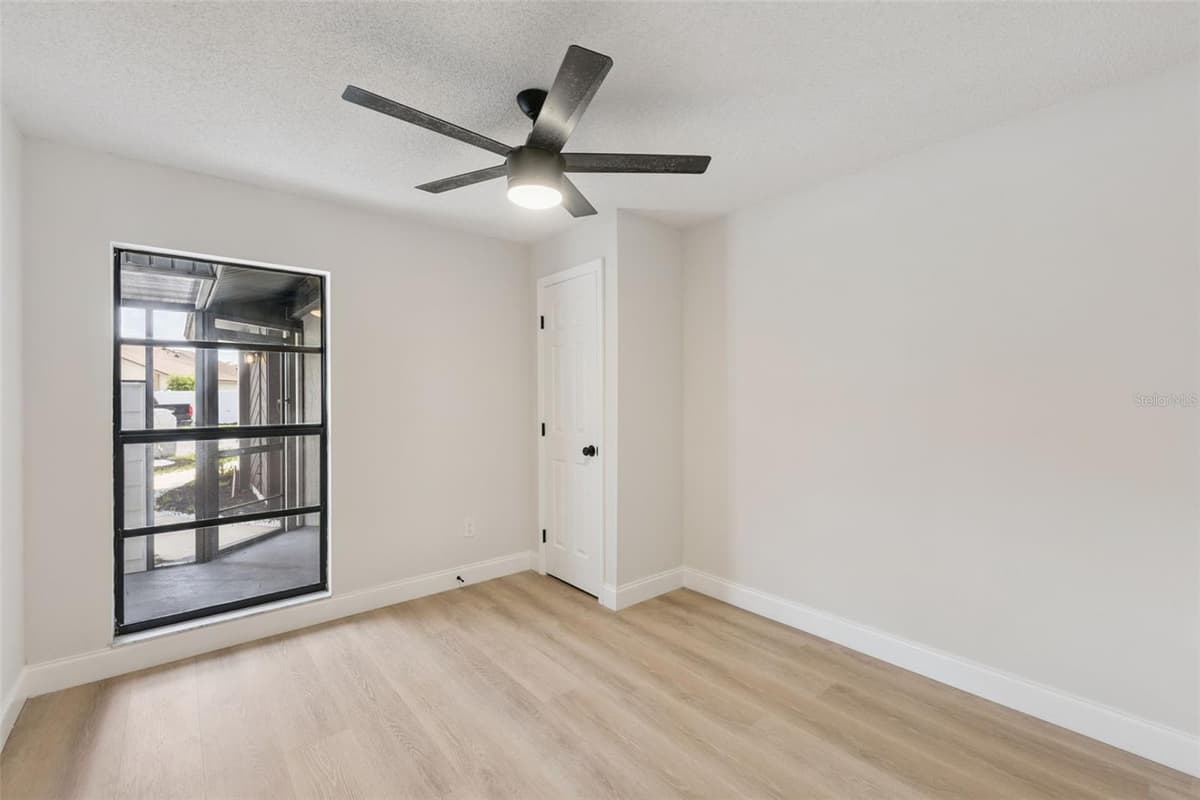 1454 KING COURT — photo 15 of 25