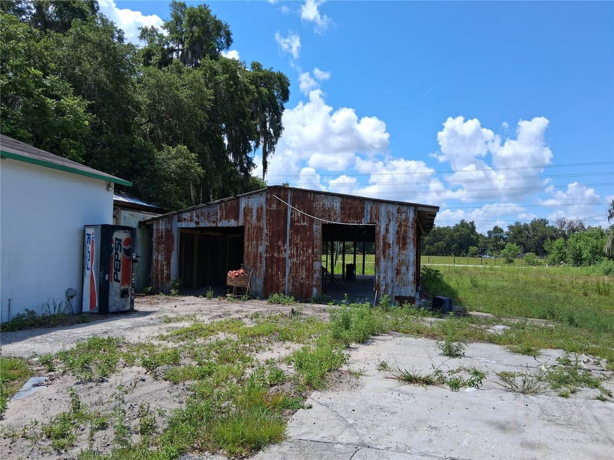 11470 CR 727 — photo 9 of 16