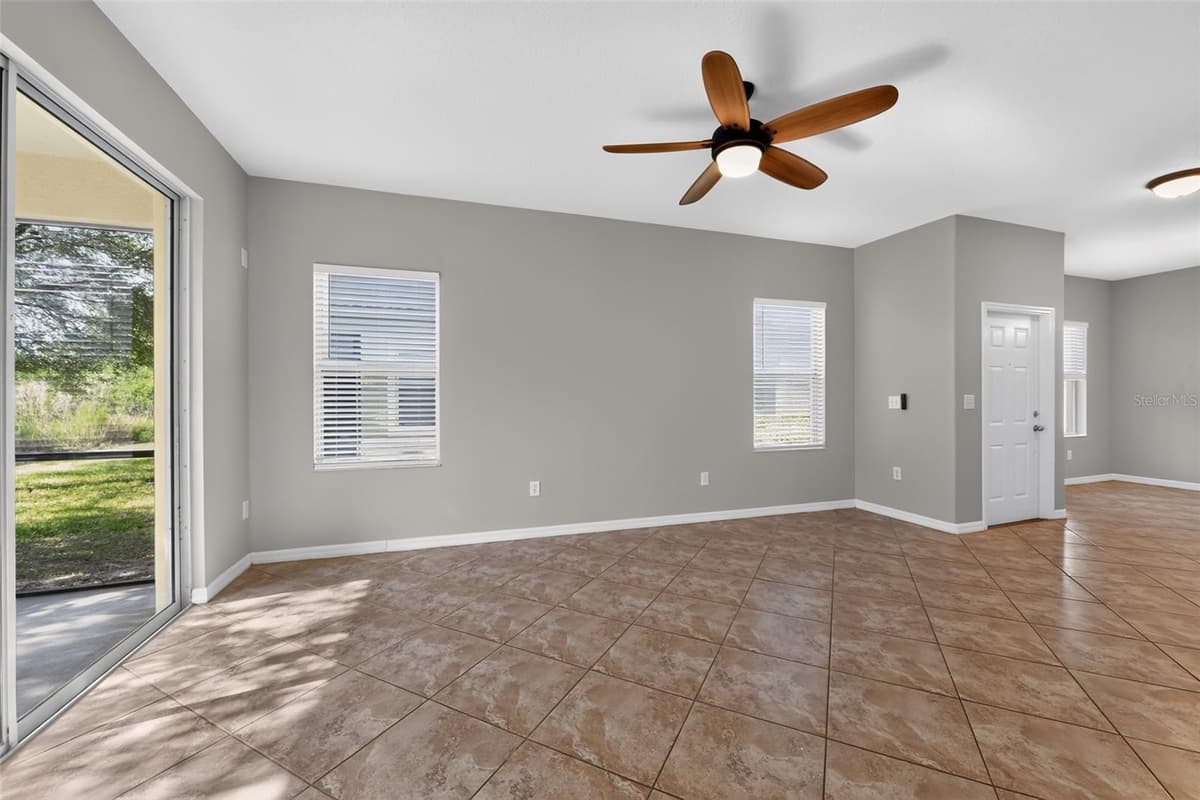 1717 TRAILWATER STREET — photo 15 of 46