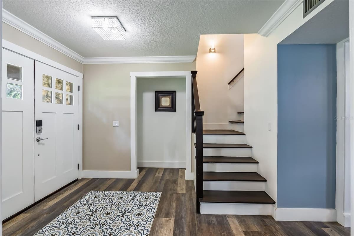 102 THICKET LANE — photo 41 of 47