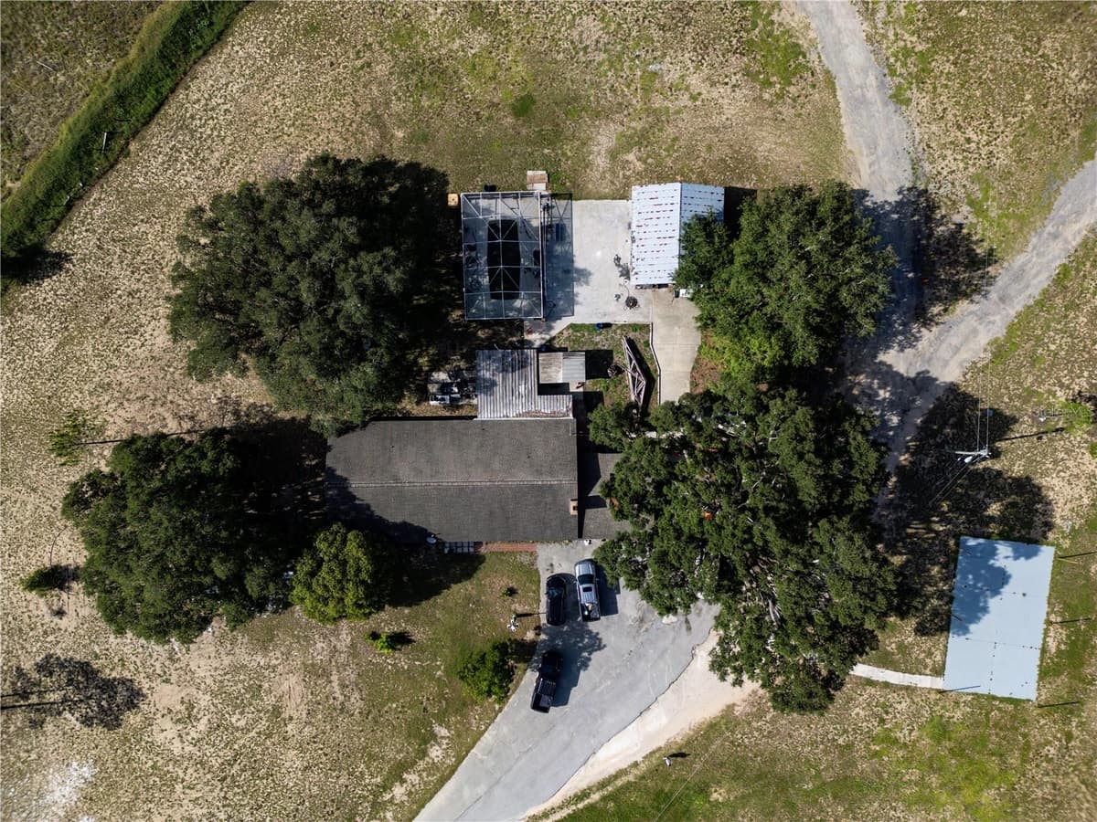 5555 HINSON AVENUE — photo 1 of 12