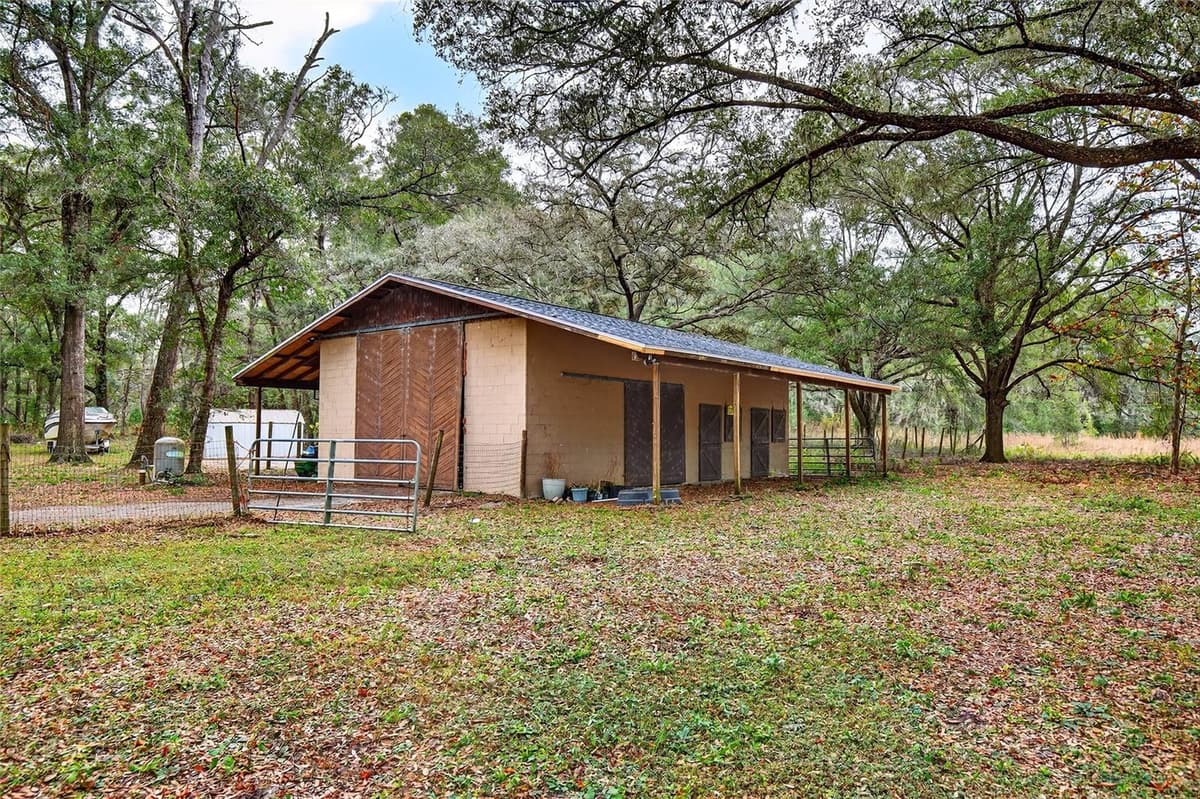 11795 HIGHWAY 484 — photo 7 of 67