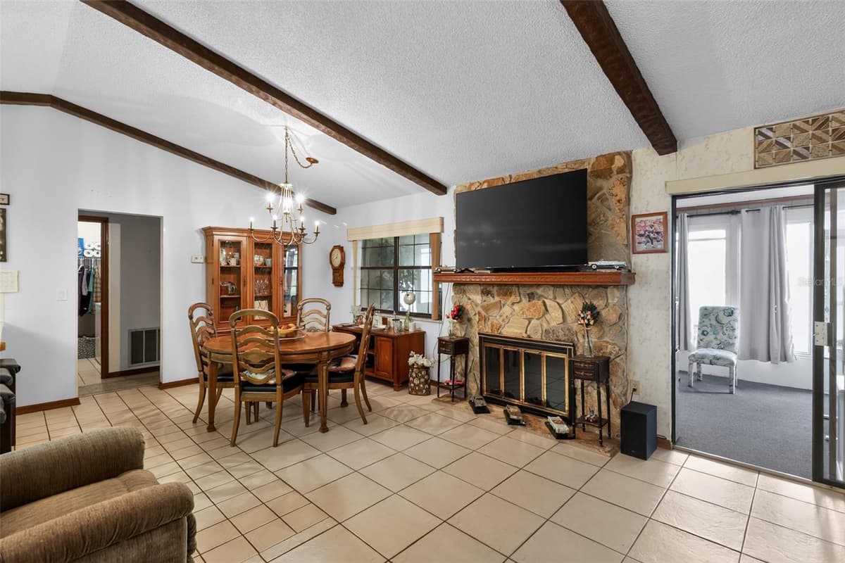 7465 GALLOWAY ROAD — photo 16 of 34