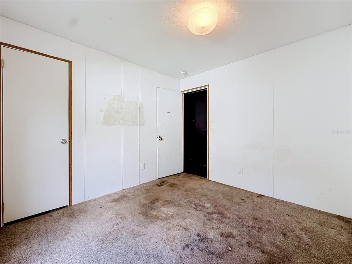 21420 41ST STREET — photo 15 of 31