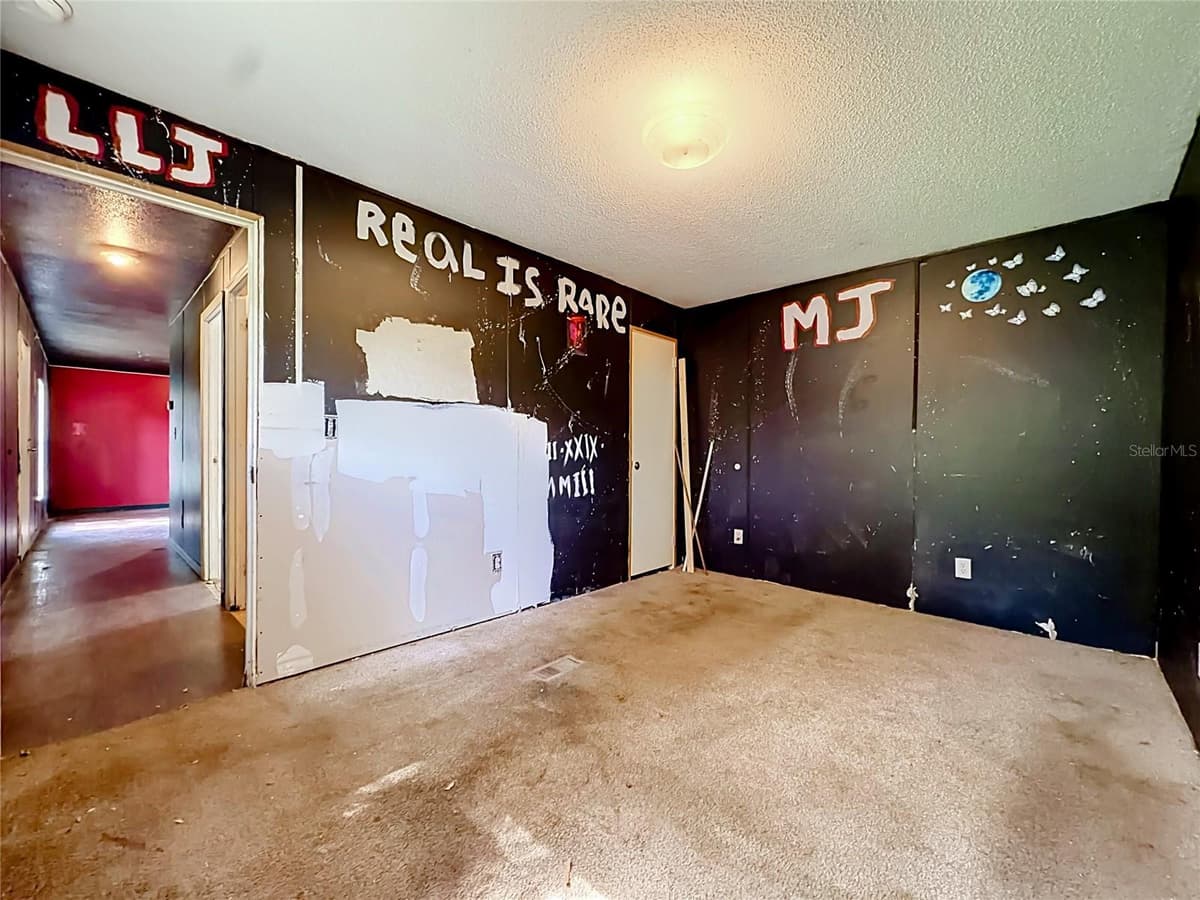 21420 41ST STREET — photo 16 of 31