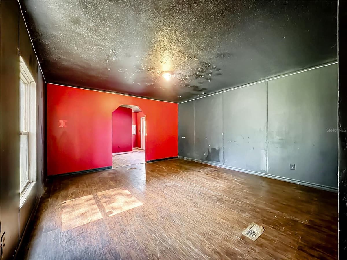 21420 41ST STREET — photo 5 of 31