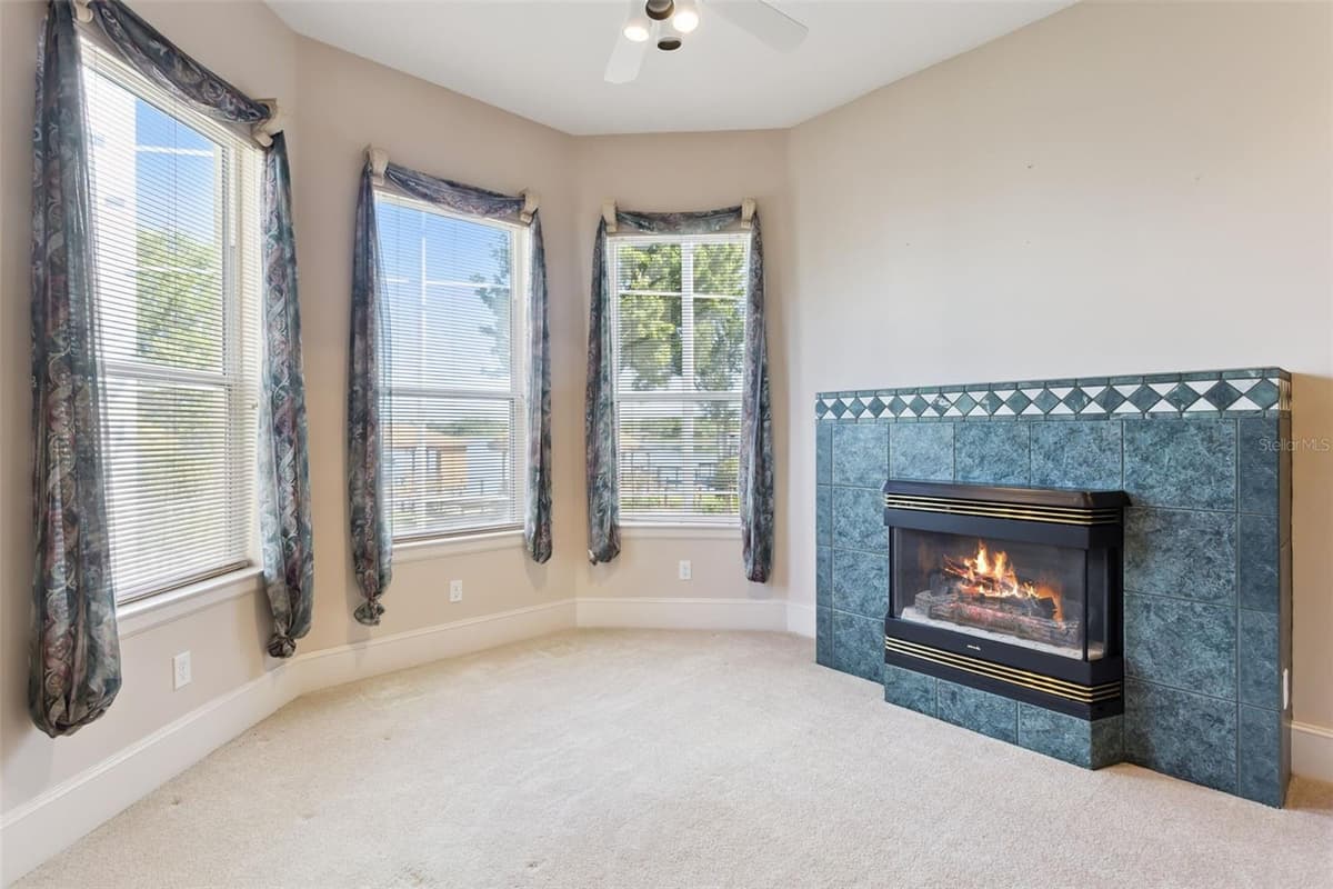 1901 EDGEWATER DRIVE — photo 22 of 50