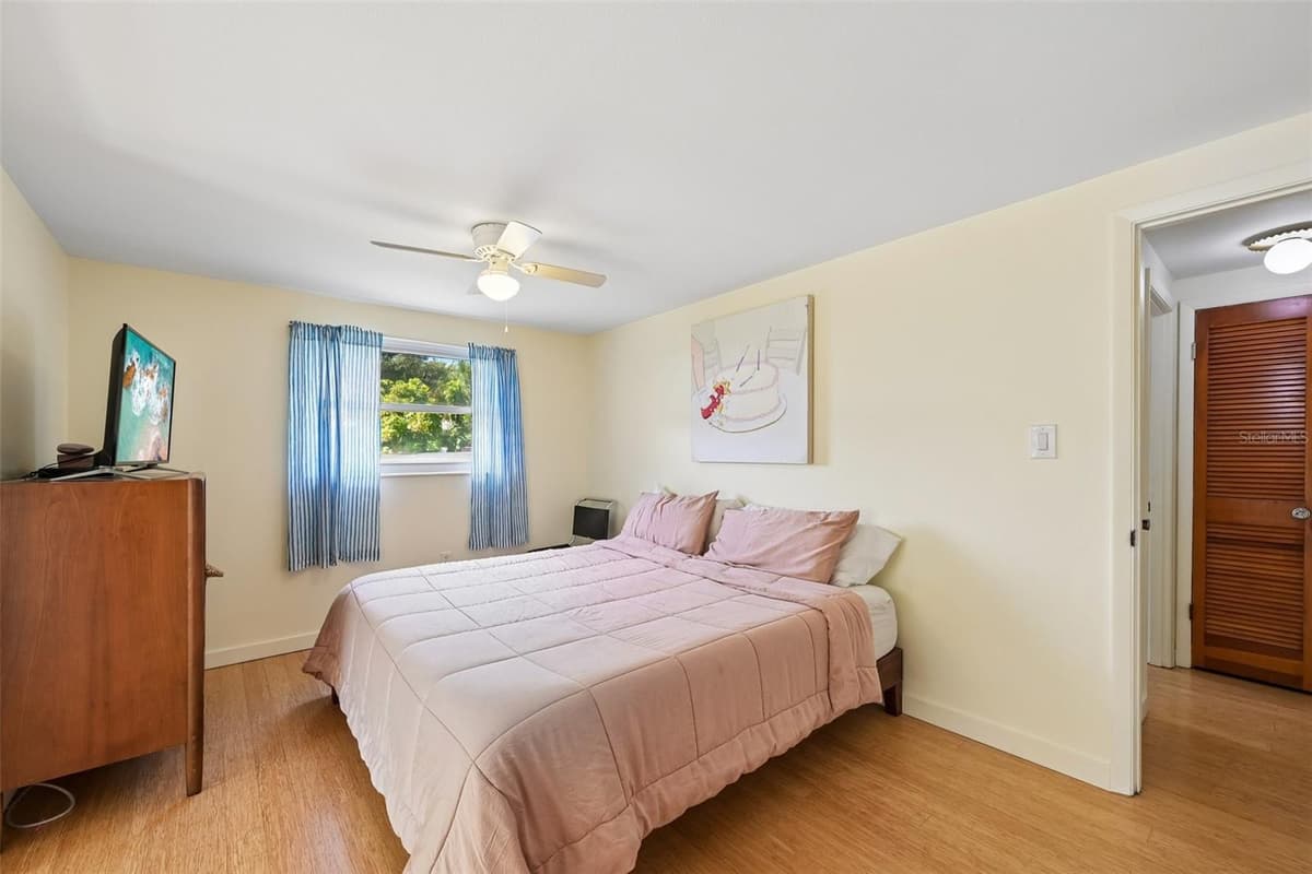329 BAY VISTA AVENUE — photo 21 of 30