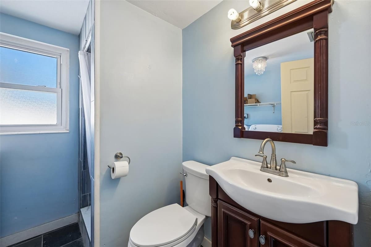 329 BAY VISTA AVENUE — photo 12 of 30