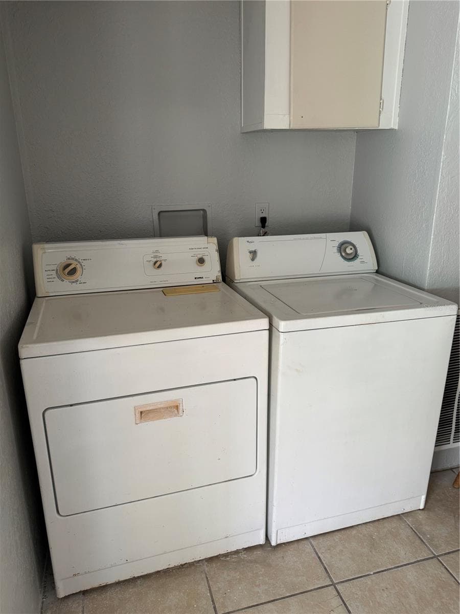 5406 SYDNEY STREET — photo 9 of 22