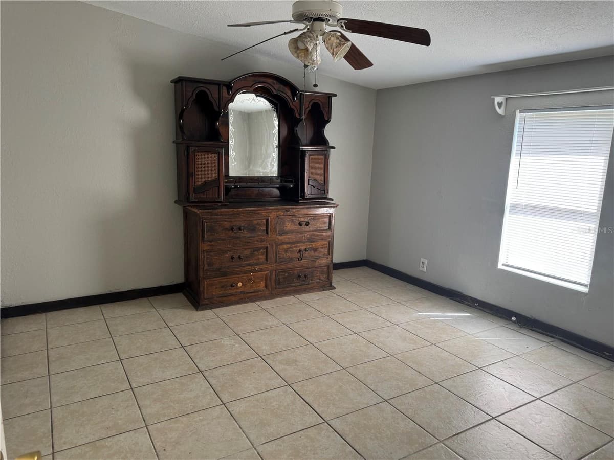 5406 SYDNEY STREET — photo 12 of 22